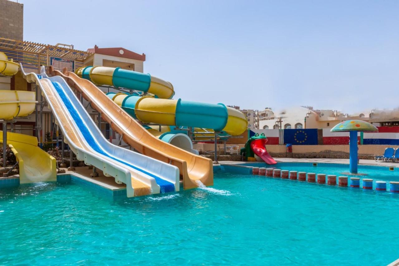 King Tut Aqua Park Beach Resort Хургада Екстериор снимка